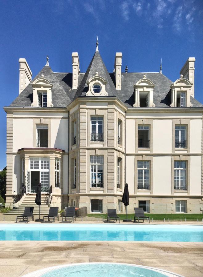 LES GARENNES HOTEL SPA Bénodet Kültér fotó