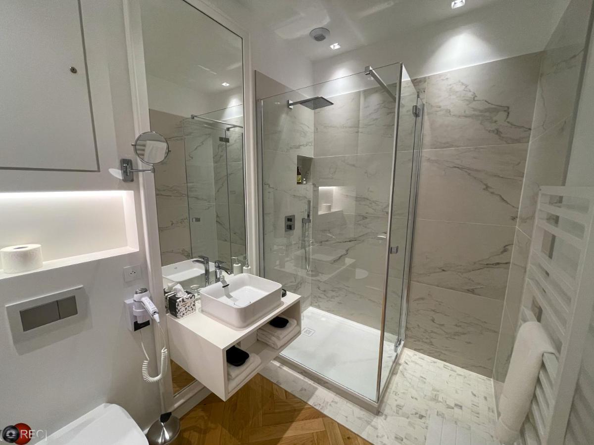 LES GARENNES HOTEL SPA Bénodet Kültér fotó