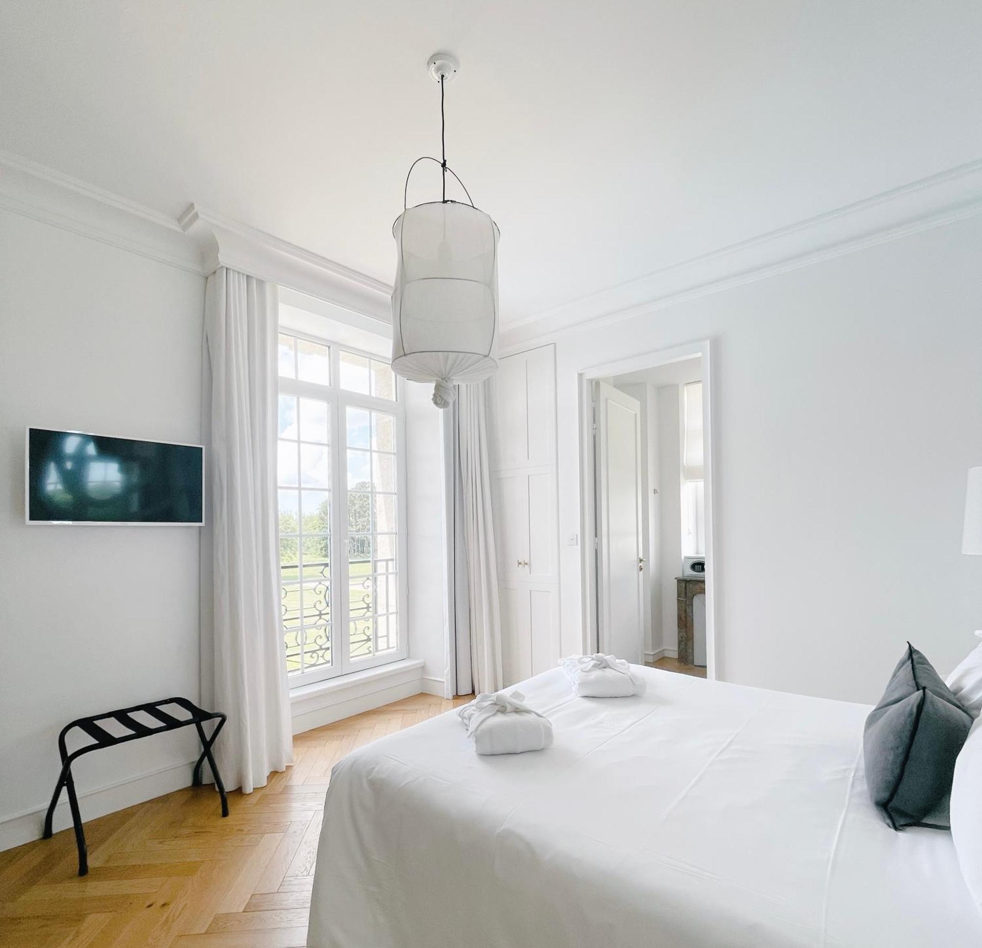 LES GARENNES HOTEL SPA Bénodet Kültér fotó